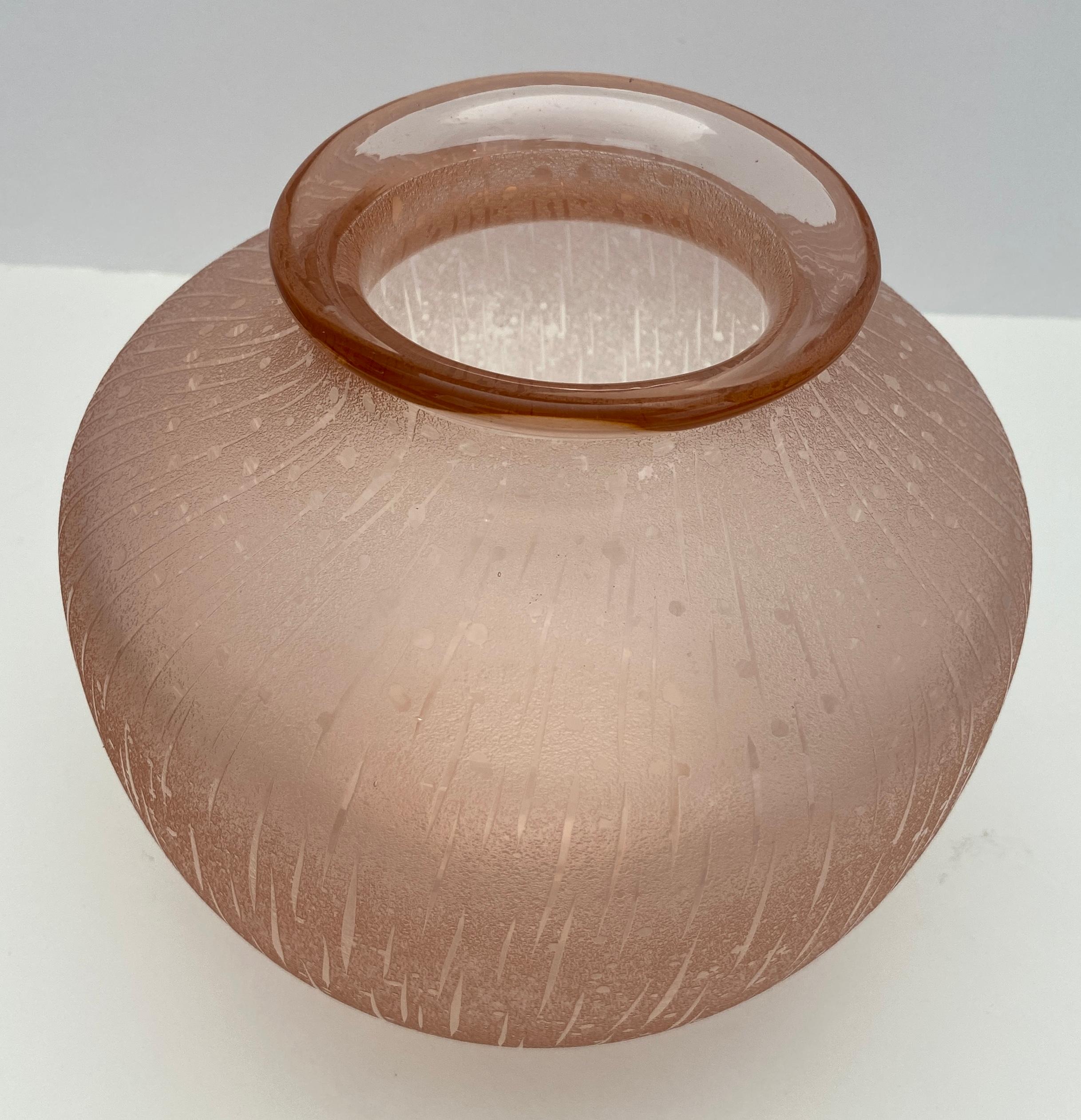 Schneider Art Glass Bowl or Art Deco Vase In Good Condition For Sale In Miami, FL
