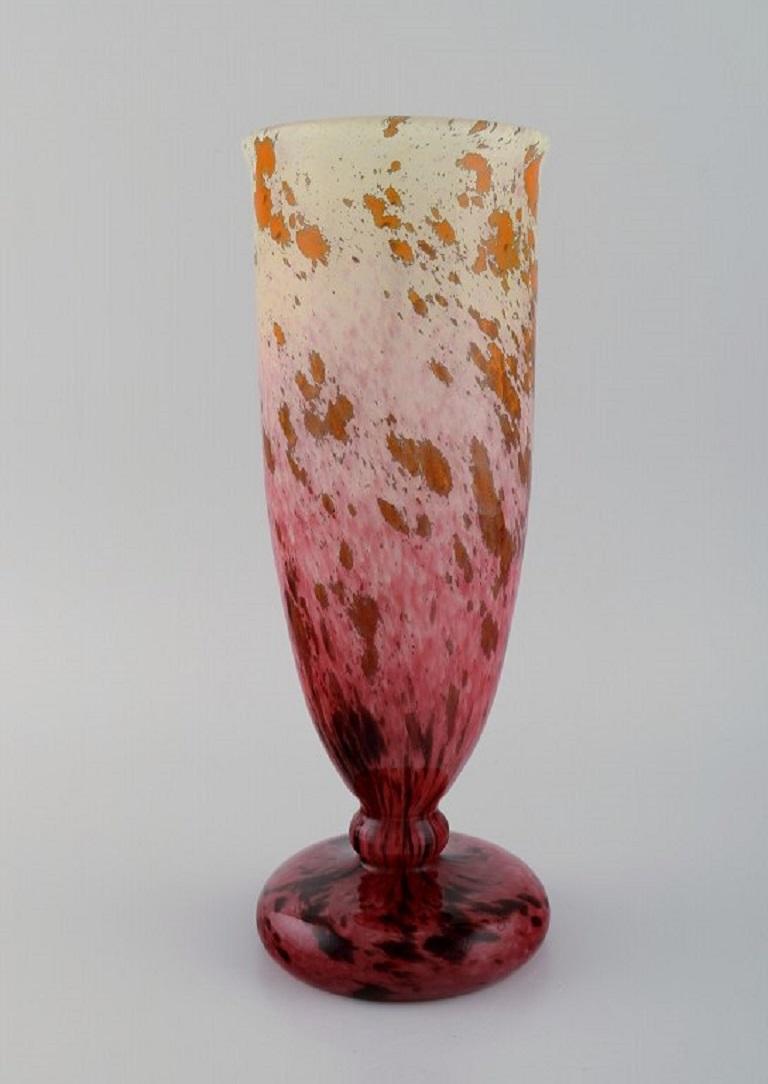 French Schneider, France, Large Art Deco Vase in Mouth Blown Art Glass, 1930s / 40s