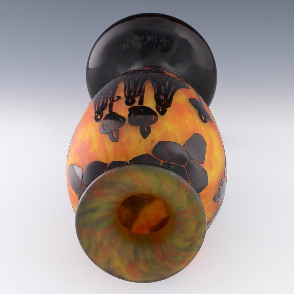 Schneider Le Verre Francais Jarrón Campanules Vidrio artístico en venta