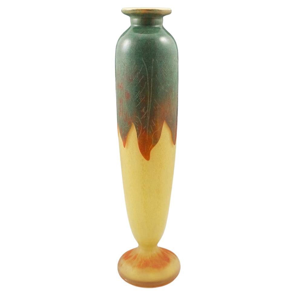 Schneider Verre Francais Feuilles D'Oseille Vase, c1920