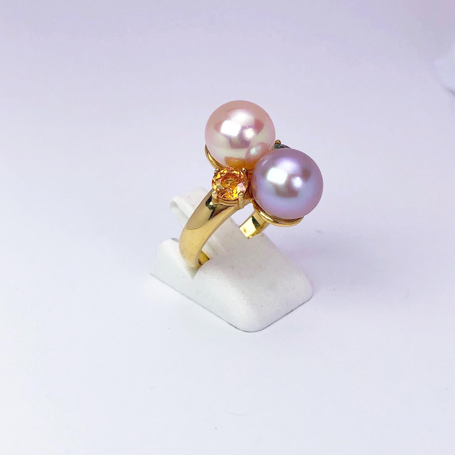 Round Cut Schoeffel 18 Karat Yellow Gold Pearl and Ring with Green and Orange Sapphires For Sale