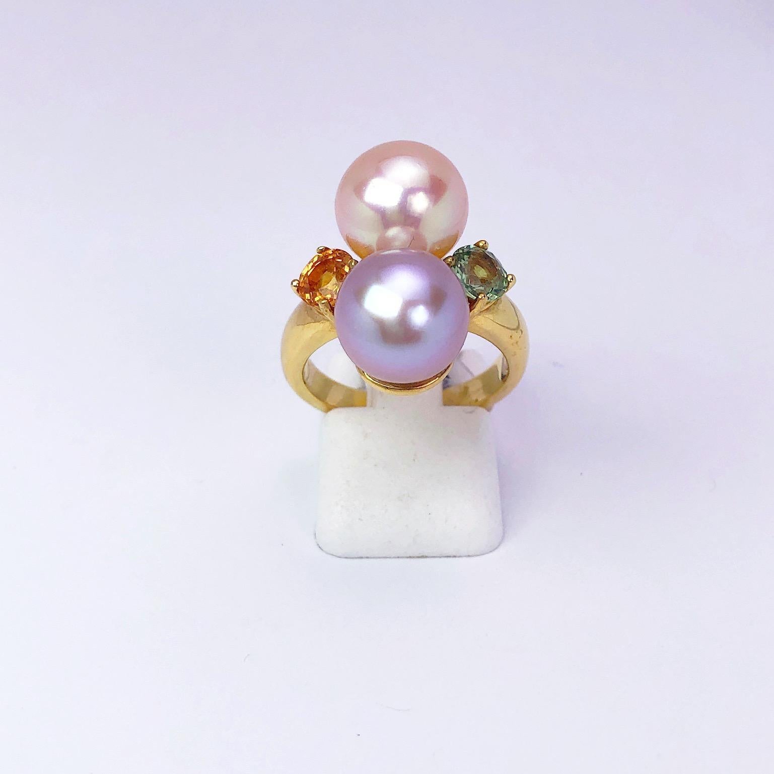 Round Cut Schoeffel 18 Karat Yellow Gold Pearl and Ring with Green and Orange Sapphires For Sale