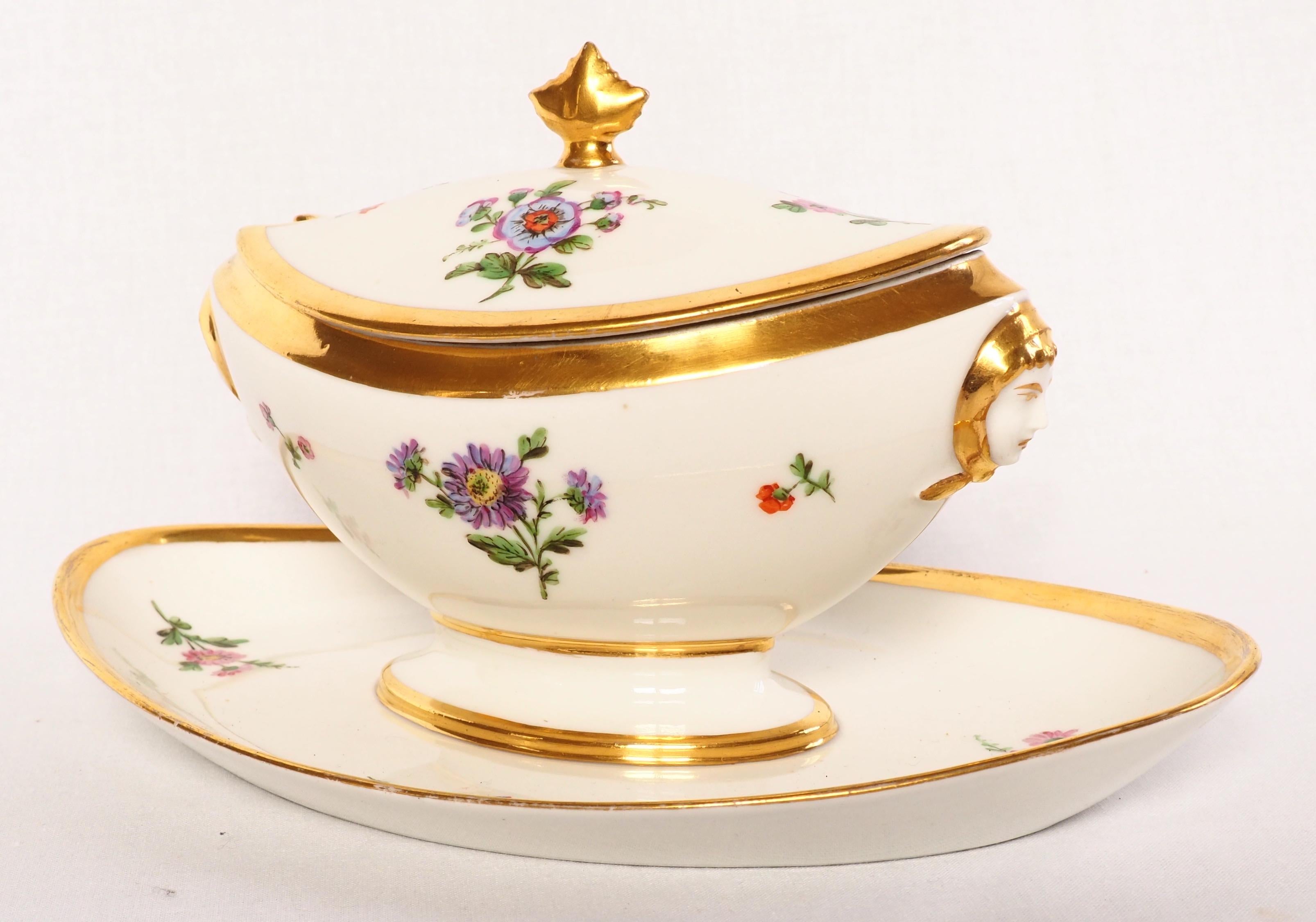 Early 19th Century Schoelcher Manufacture : Empire Paris porcelain sauce boat 19th century - signed For Sale