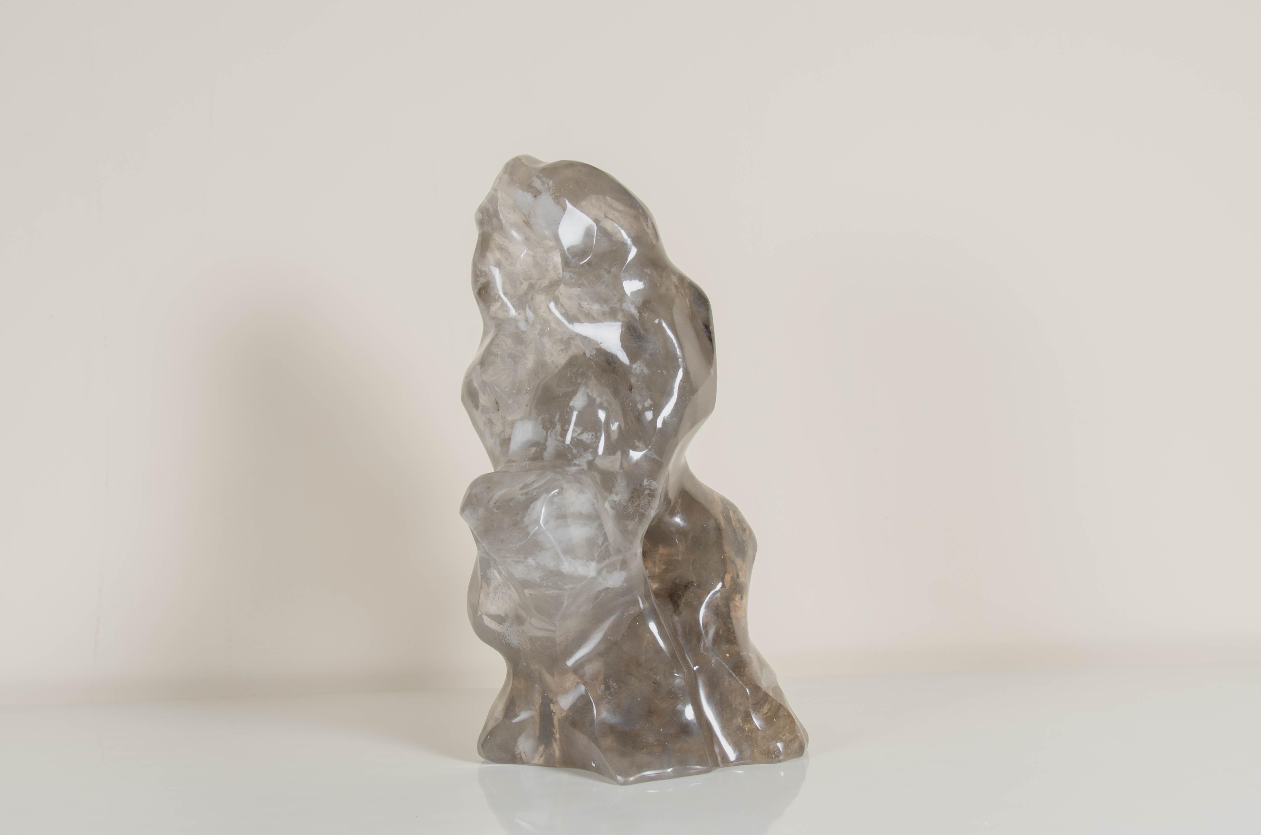Scholar Rock, Crystal Smoke de Robert Kuo, sculpté à la main, édition limitée en vente 4