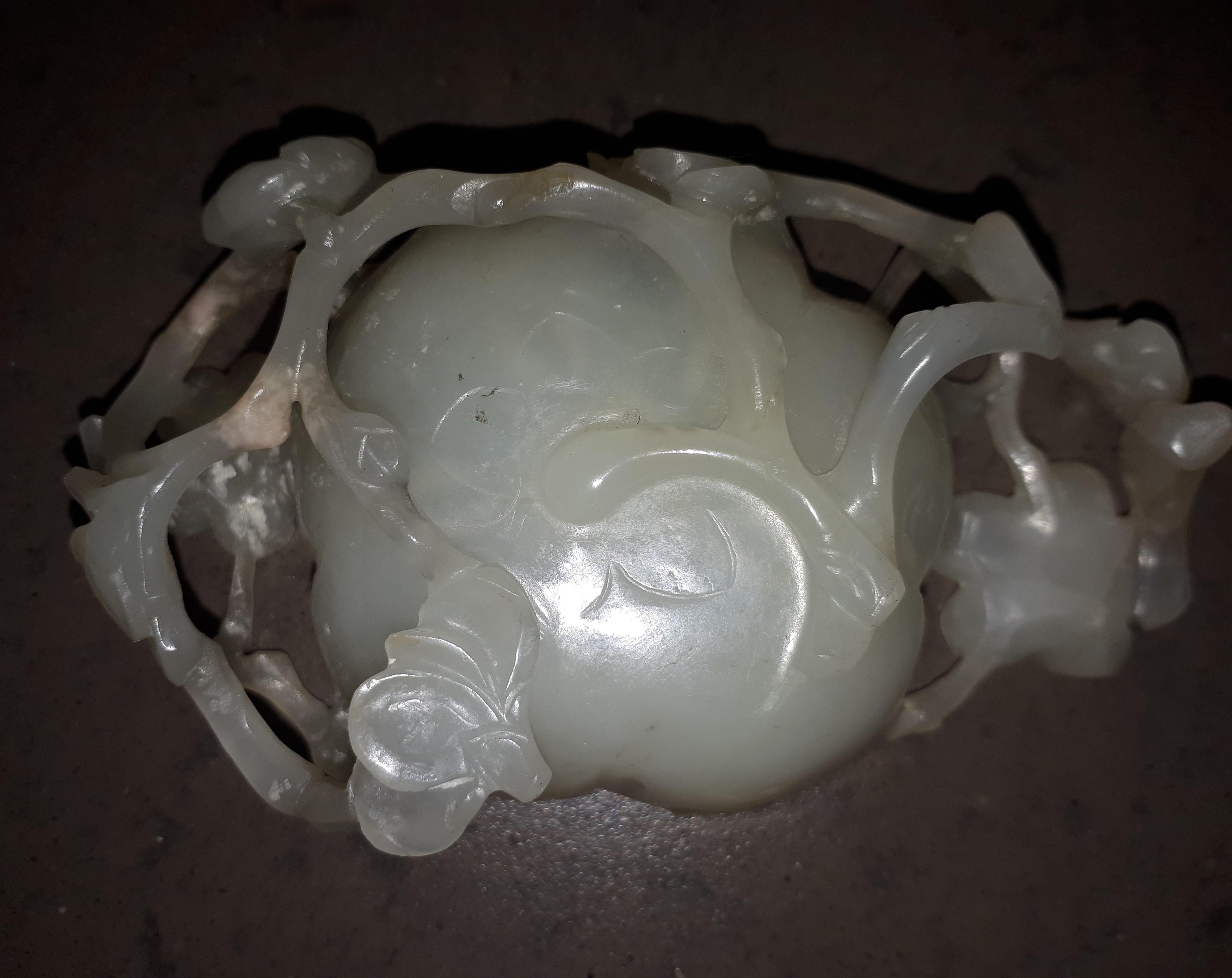 Scholar's jade brush washer, China 18th century For Sale 2