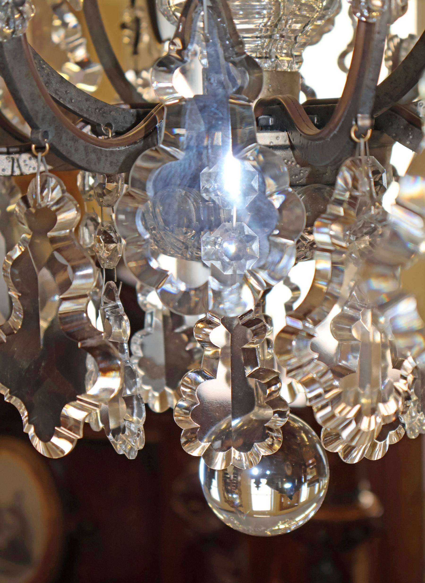 Schonbek 3571 Lampadario rinascimentale in stile Luigi XVI a 9 luci in cristallo d'argento in vendita 9
