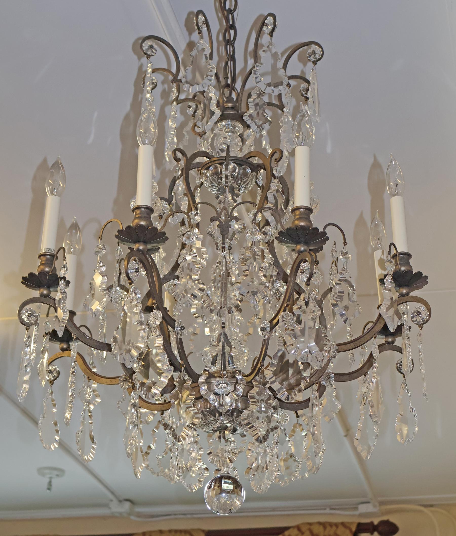 Schonbek 3571 Lampadario rinascimentale in stile Luigi XVI a 9 luci in cristallo d'argento in vendita 10