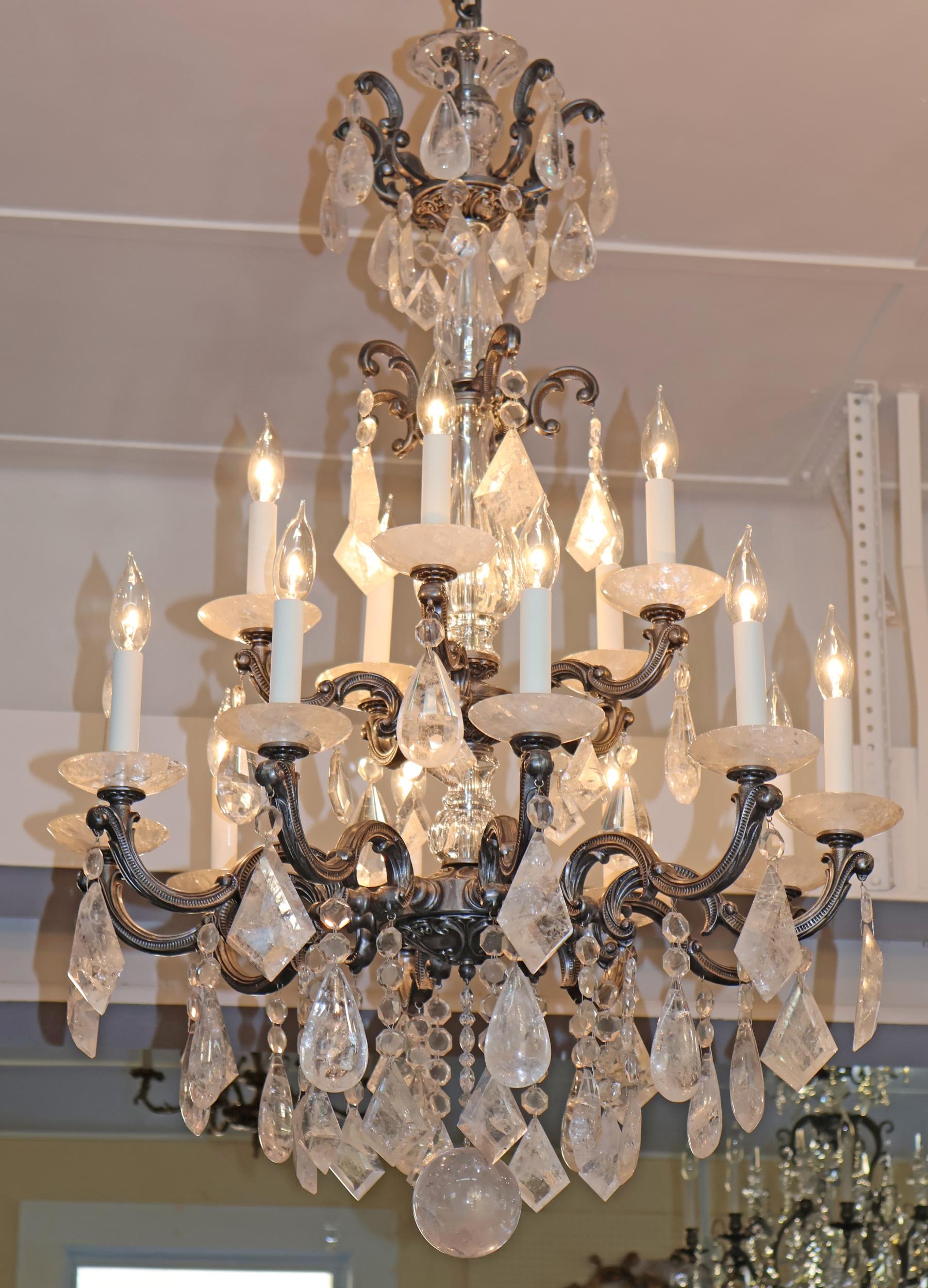 Schonbek 5410 Silver La Scala 15 Light Rock Crystal Chandelier 40 X 28 X 28 Bon état - En vente à Long Branch, NJ