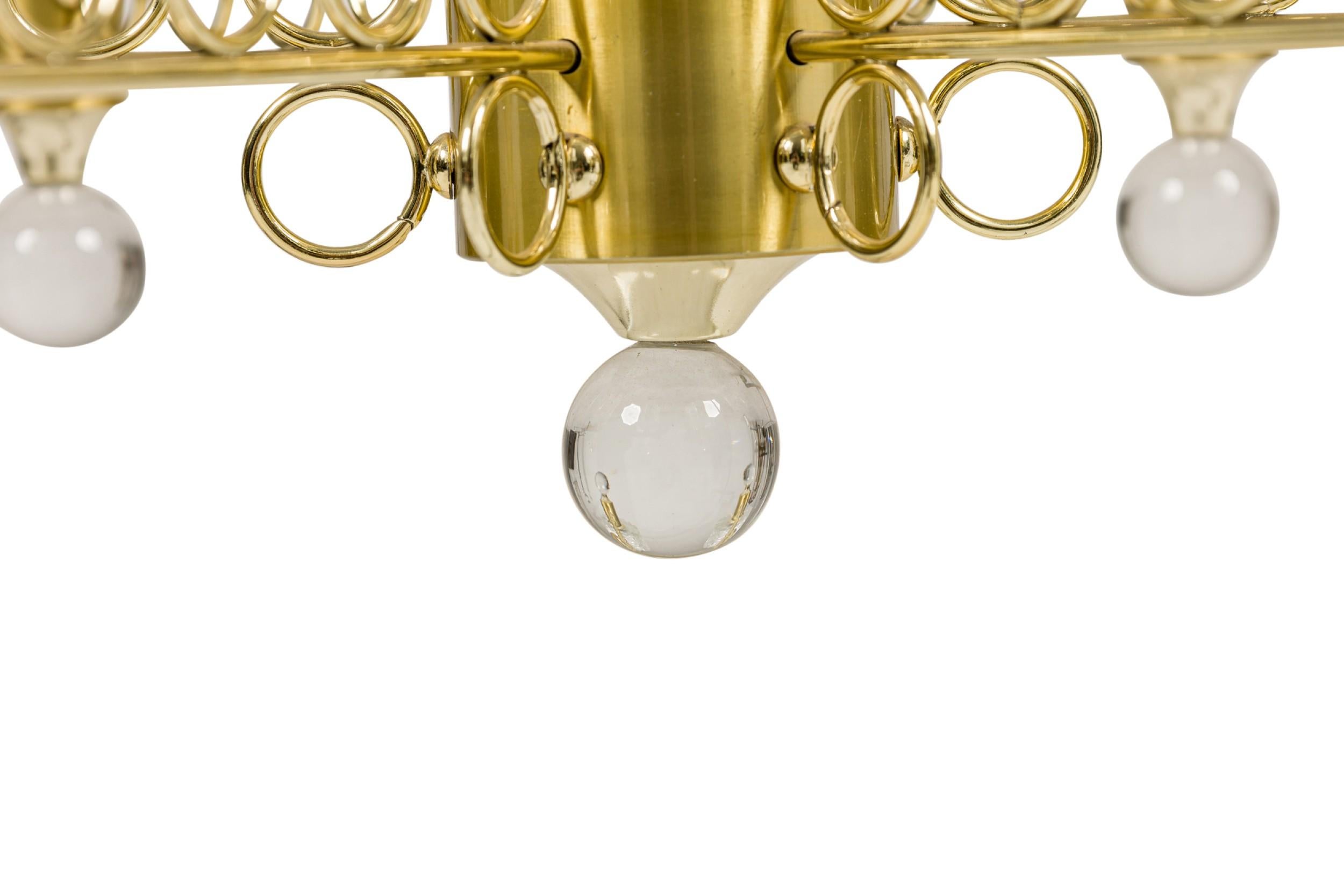 Schonbek & CO. Lustre à 6 branches en laiton et cristal du milieu du siècle dernier en vente 3