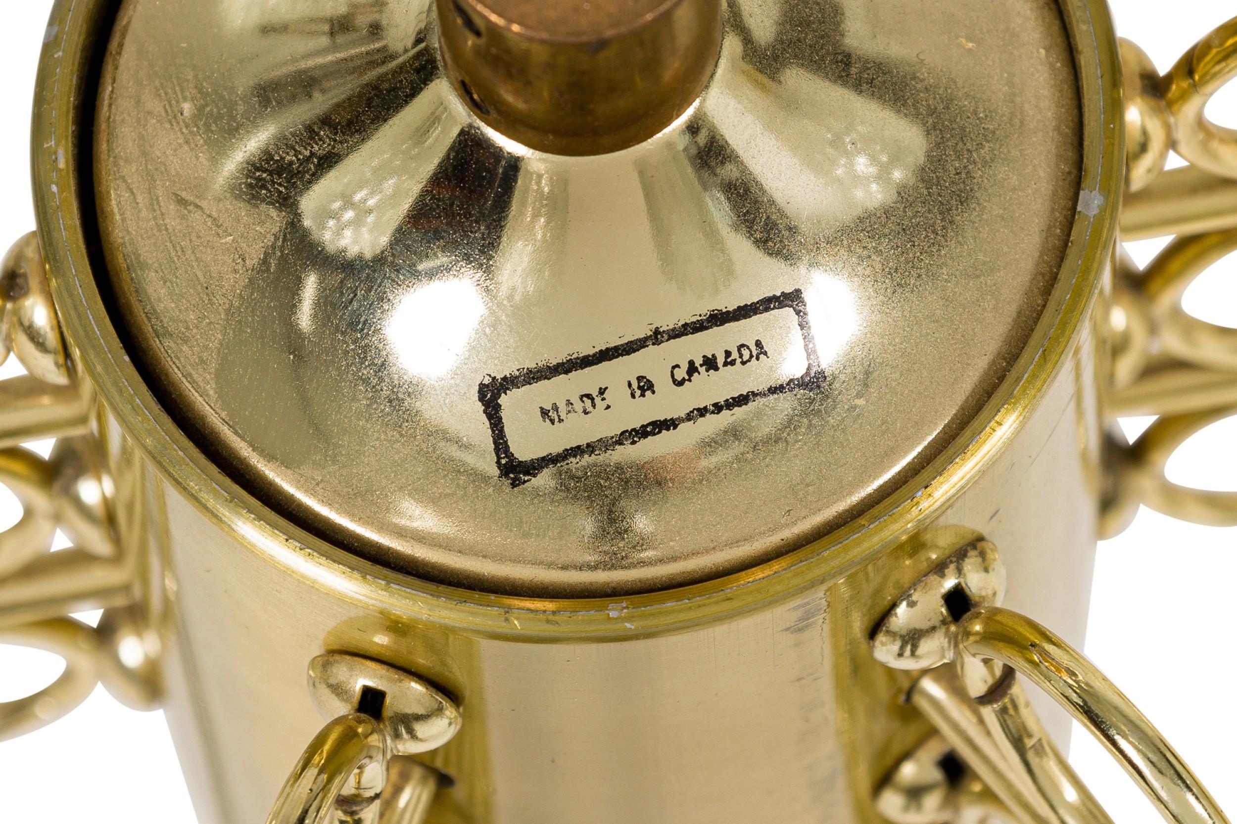 Laiton Schonbek & CO. Lustre à 6 branches en laiton et cristal du milieu du siècle dernier en vente