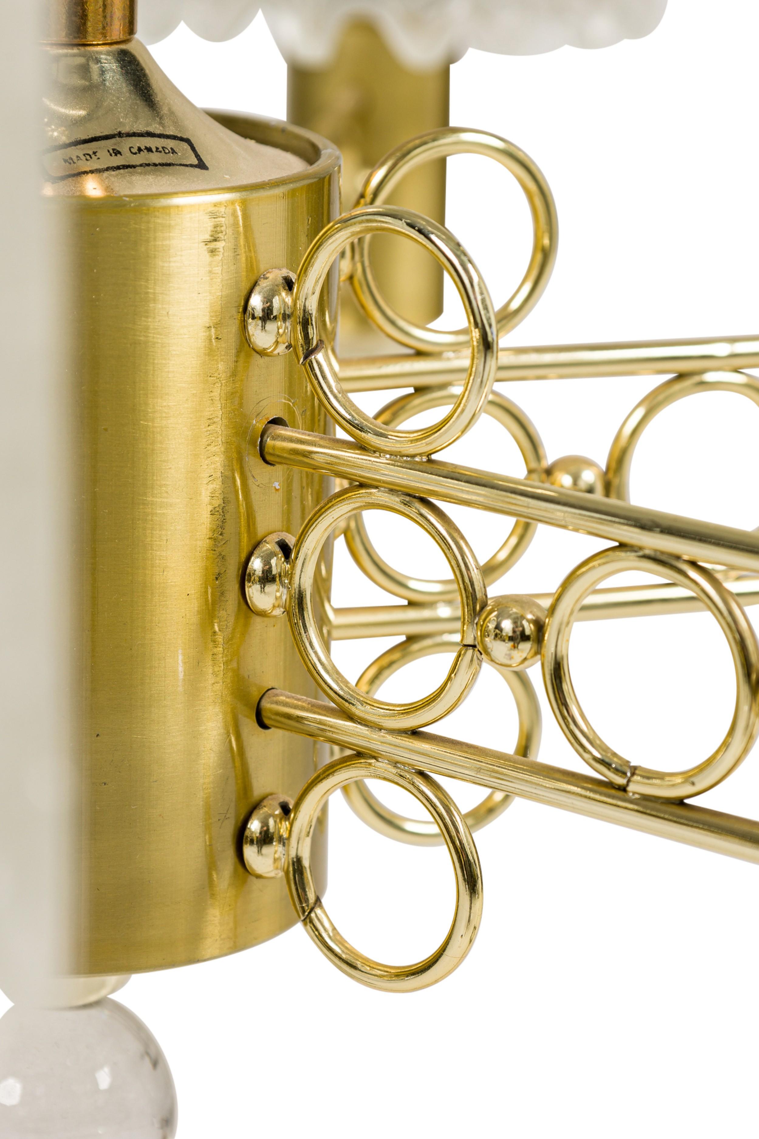 Schonbek & CO. Lustre à 6 branches en laiton et cristal du milieu du siècle dernier en vente 1