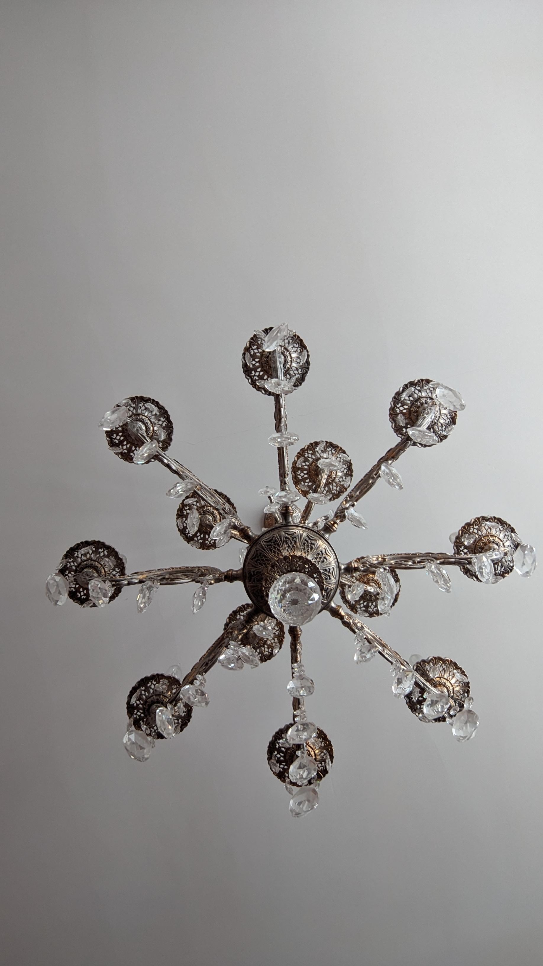 Americano Schonbek Milano 12 luci lampadario da soffitto in argento antico Heritage 32 in vendita