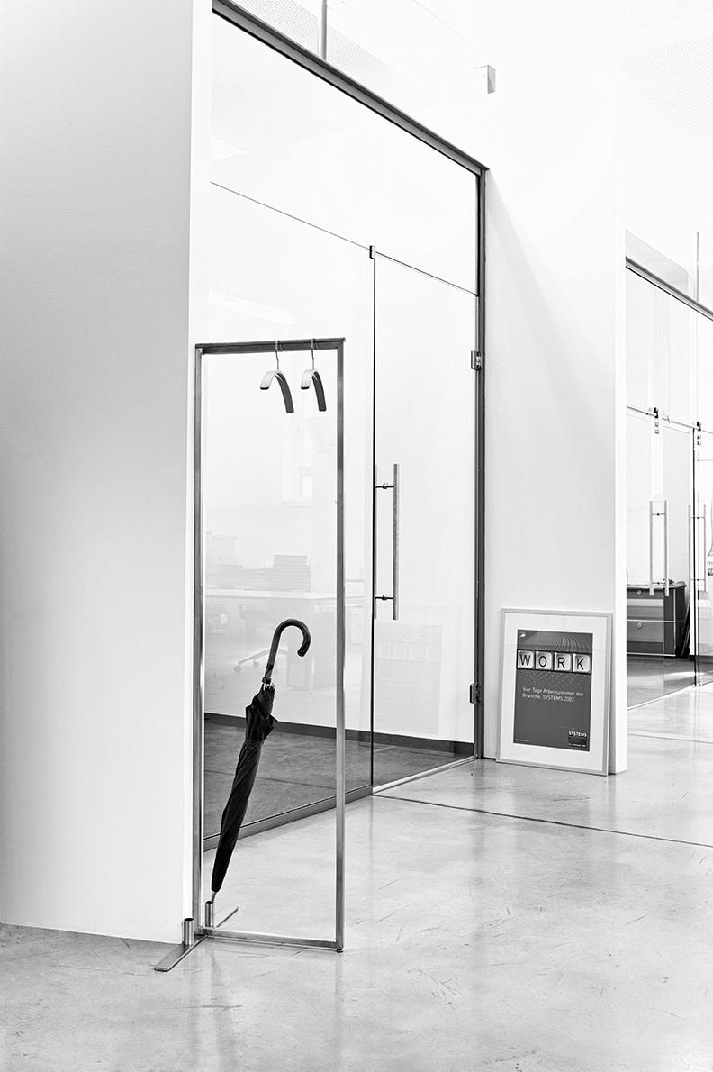 XXIe siècle et contemporain Schonbuch Skid Coat Stand by Anette Ponholzer & Fritz Frenkler en vente