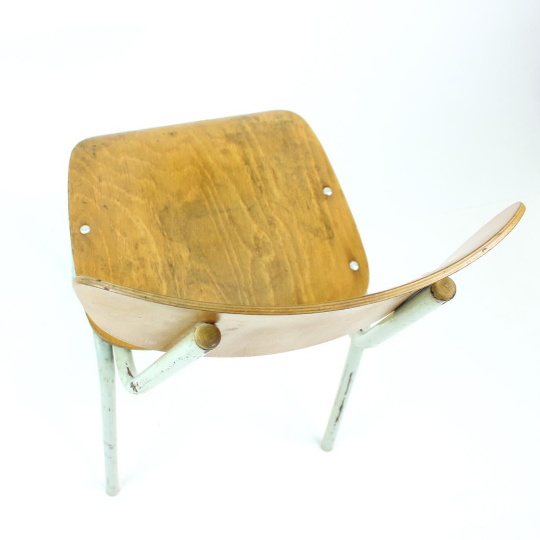School Chair In Metal And Plywood, Kovona, Czechoslovakia 1960s For Sale 6