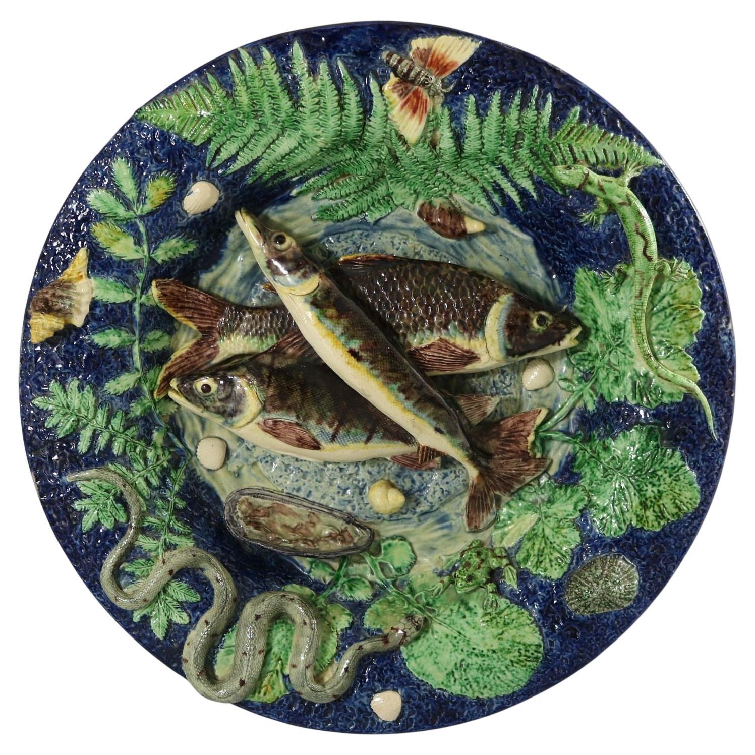 Escuela de París Mayólica Palissy Plato Pez, Reptil y Hojas en venta