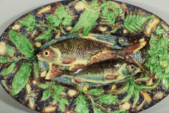 Assiette à poisson Palissy en majolique de l'École de Paris