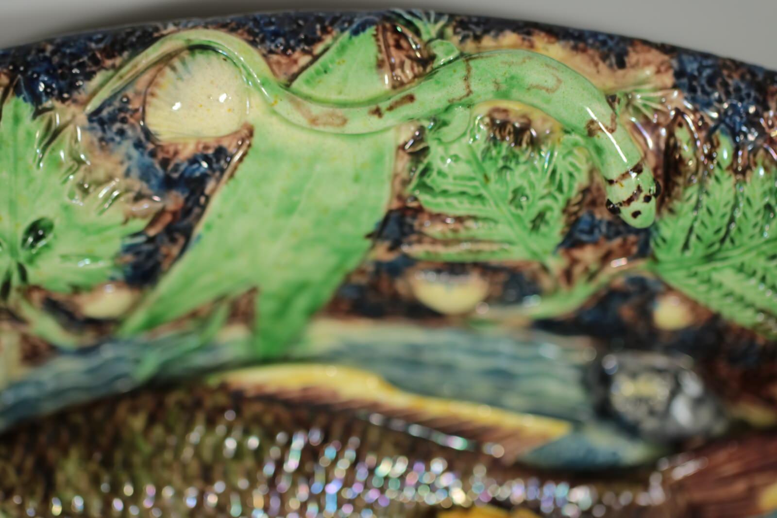 Escuela de París Palissy Majolica Palissy Plato de pescado Glaseado en venta