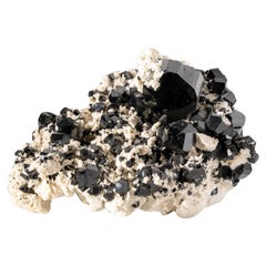 Turmalina Schorl sobre Albita del Distrito de Skardu, Gilgit-Baltistán, Pakistán