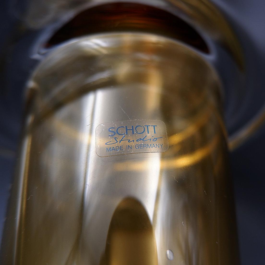 Vaso a trottola Studio A di Schott - Vetro color miele - Germania in vendita 5