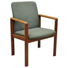 Fauteuil club en bois de teck Schou Andersen Mbelfabrik avec étiquette