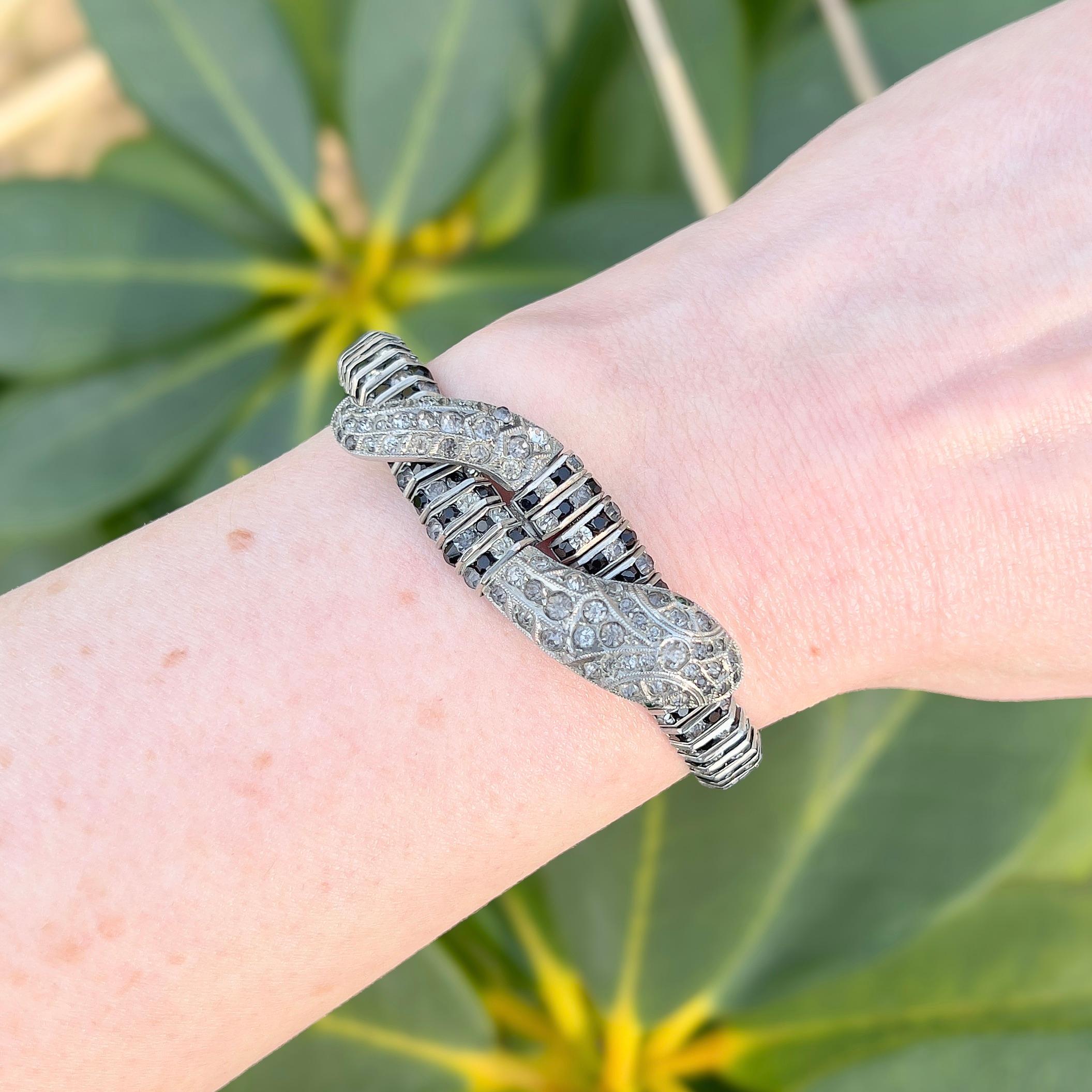 Schreiber and Hiller 1920s Art Deco Antique Paste Snake Bracelet In Good Condition For Sale In Skelmersdale, GB