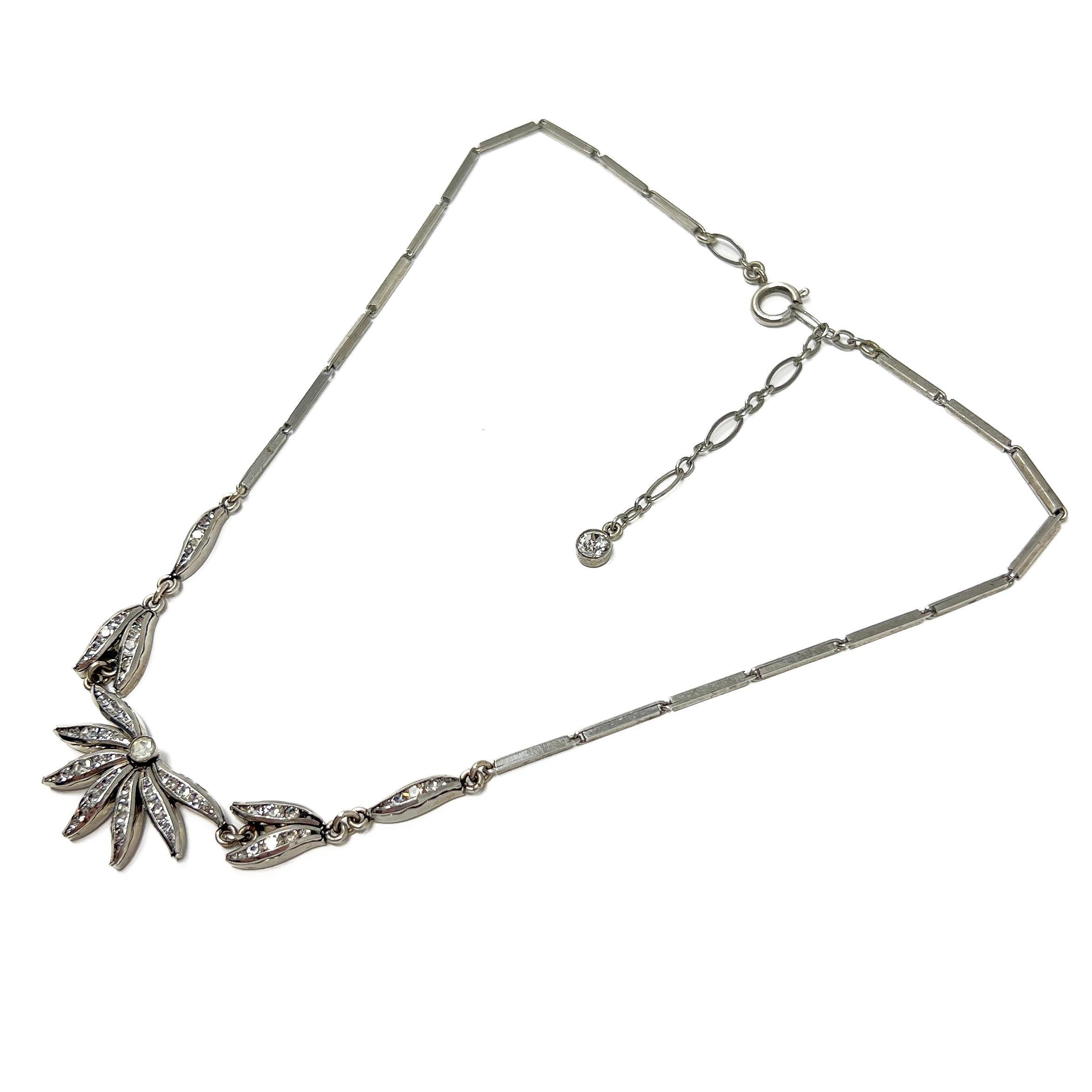 Schreiber et Hiller Collier de fleurs Art déco vintage des années 1930 en vente 1
