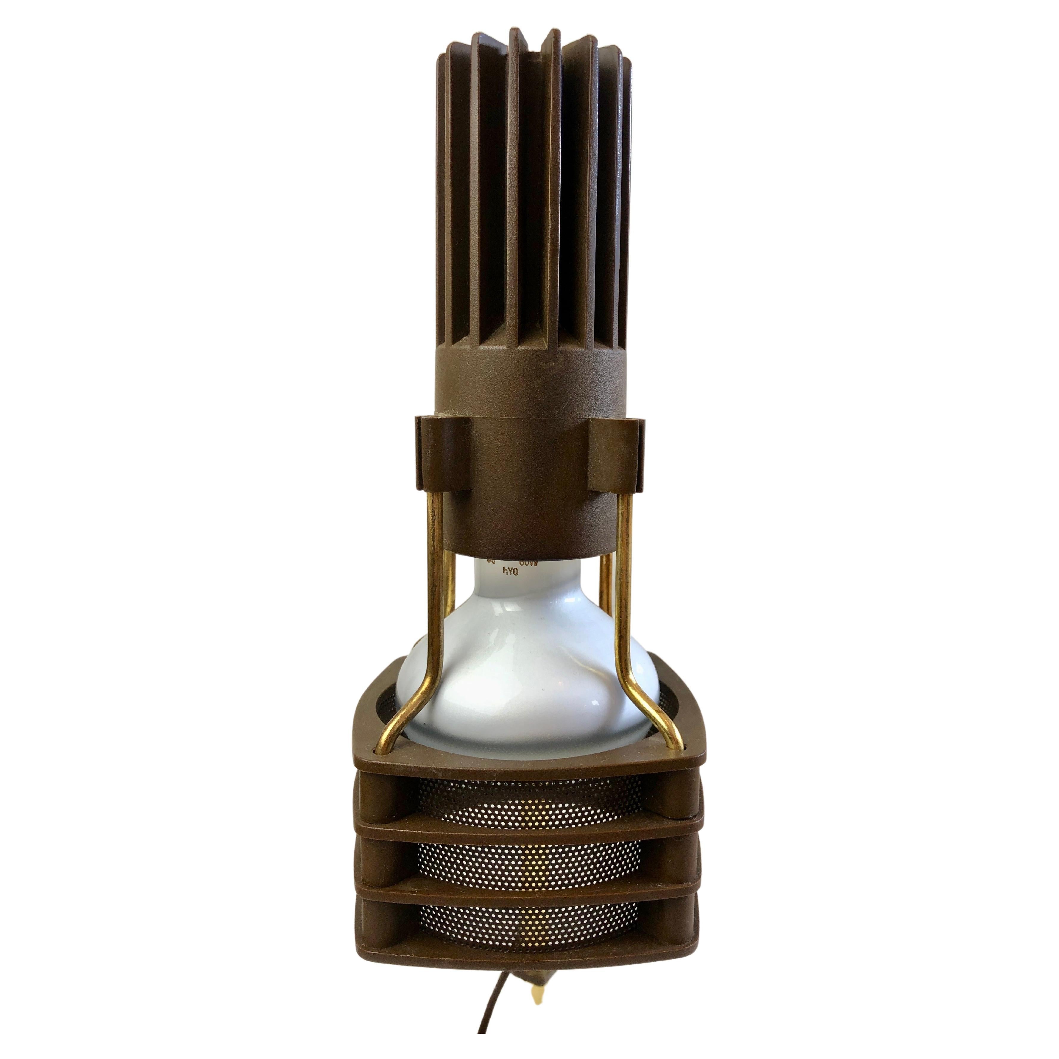 Mid-Century Modern Schreibtischlampe Von Fase, Spanien. Original 70er Lampe, Braun & Gold For Sale