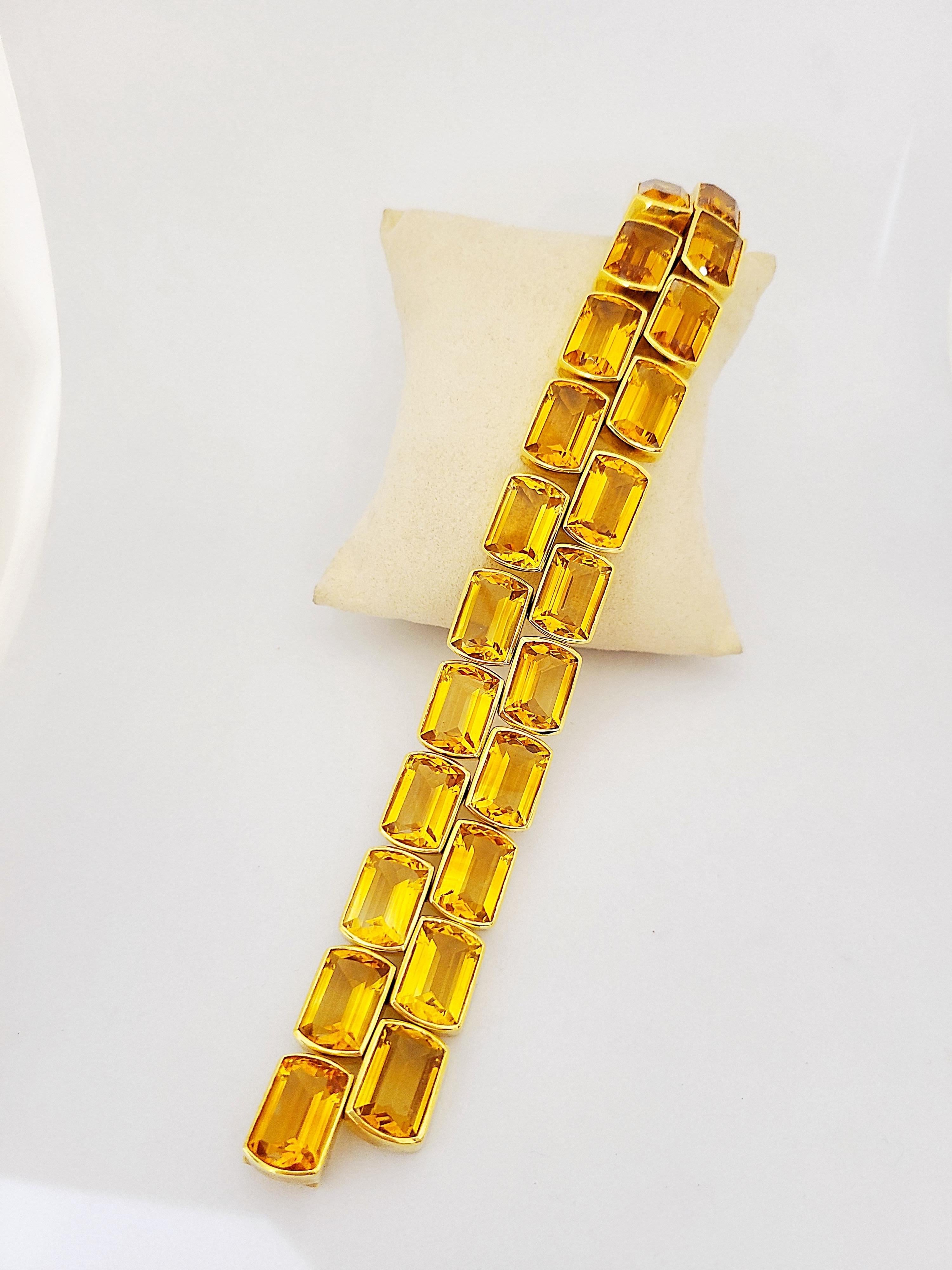 Schreiner 18 Karat Gelbgold Zweireihiges Citrin-Armband mit Smaragdschliff 137,00 Karat im Zustand „Neu“ im Angebot in New York, NY