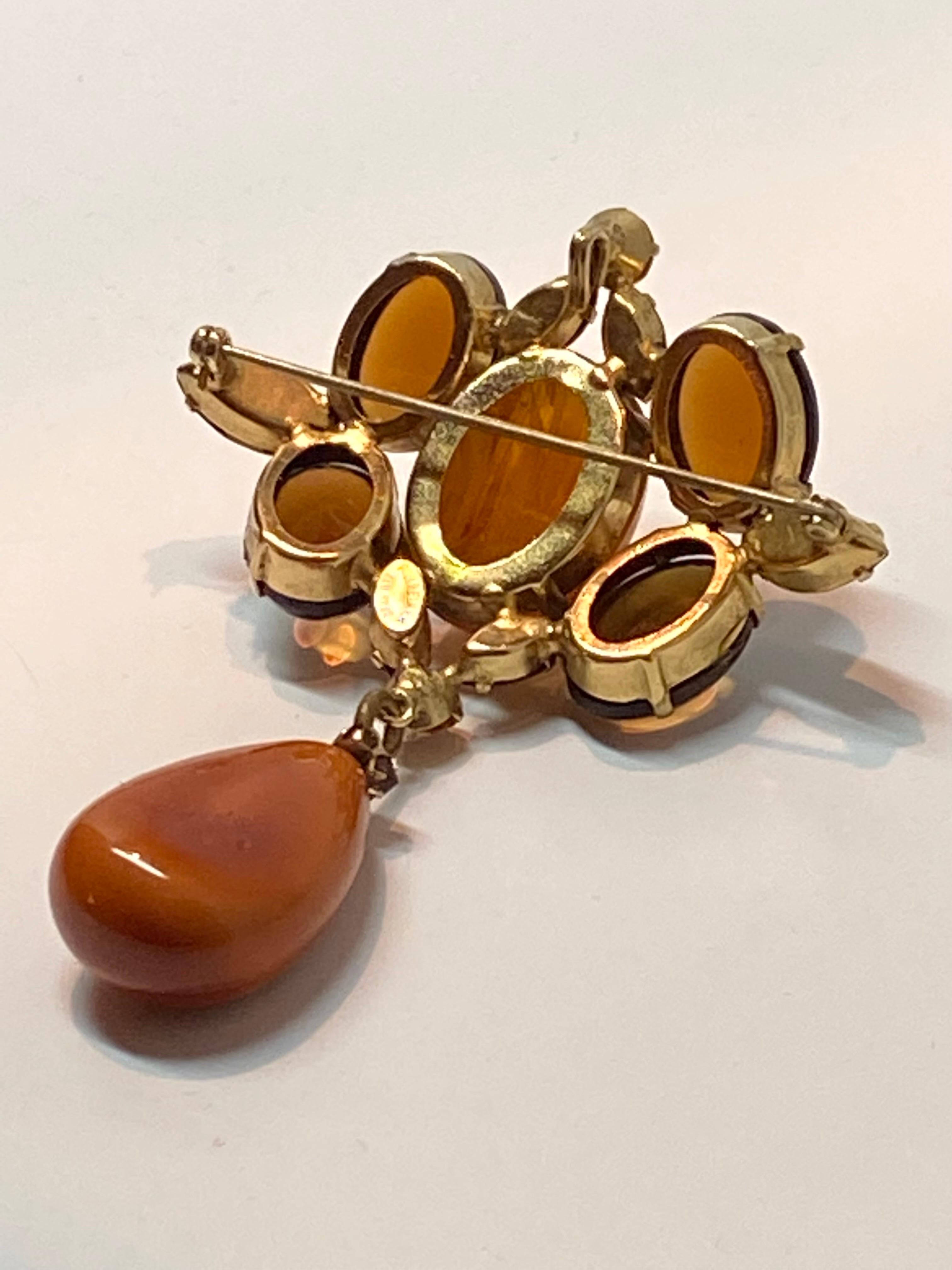 Schreiner of New York (Signed) 1950s Amber & Caramel Cabochon Pendant Pin 10