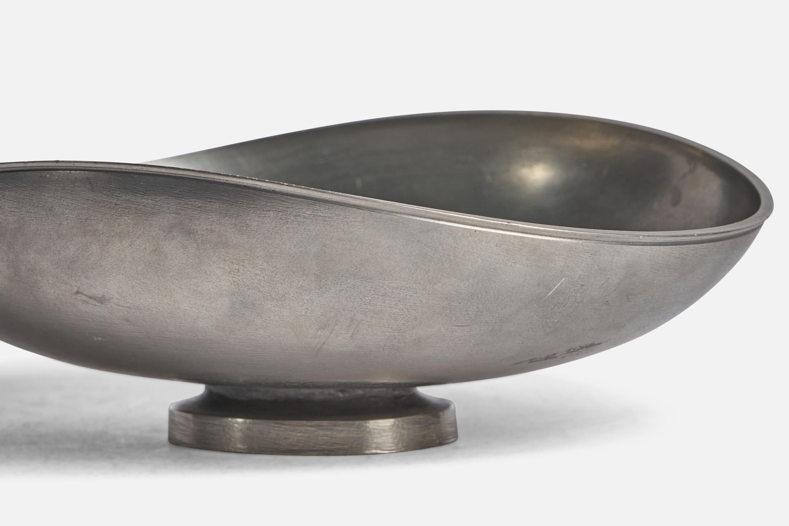 Swedish Schreuder & Olsson, Bowl, Pewter, Sweden, 1930s For Sale