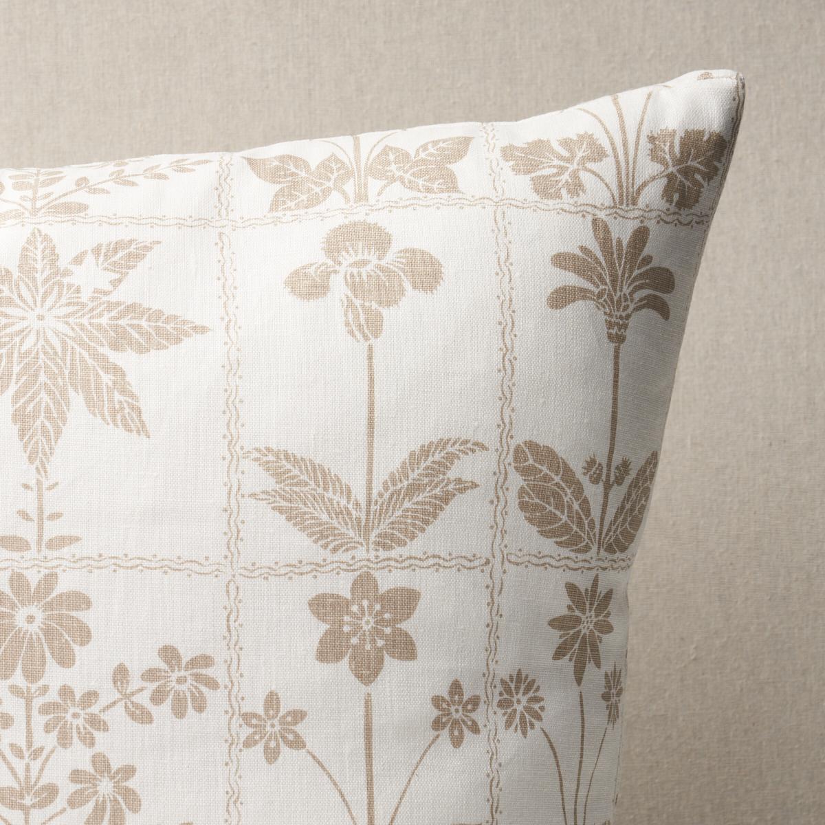 This pillow features Georgia Wildflowers with a knife edge finish. Inspired by a midcentury pattern in our archive, Georgia Wildflowers in neutral is a stylized silhouette design printed on cotton-linen union cloth. This appealing mid-scale