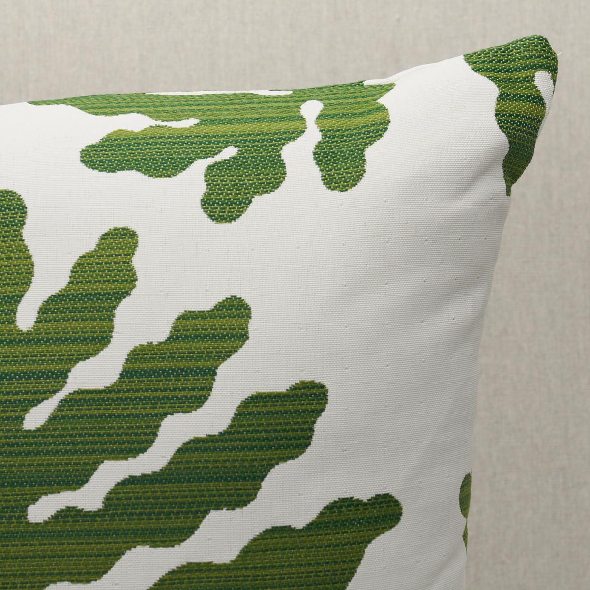 This pillow features Palma Sola Indoor/Outdoor with a knife edge finish. With its wavy mid-scale leaf motif and delicate strié effect, Palma Sola Indoor/Outdoor in green is a high-performance pocket-weave fabric that is equally at home inside and