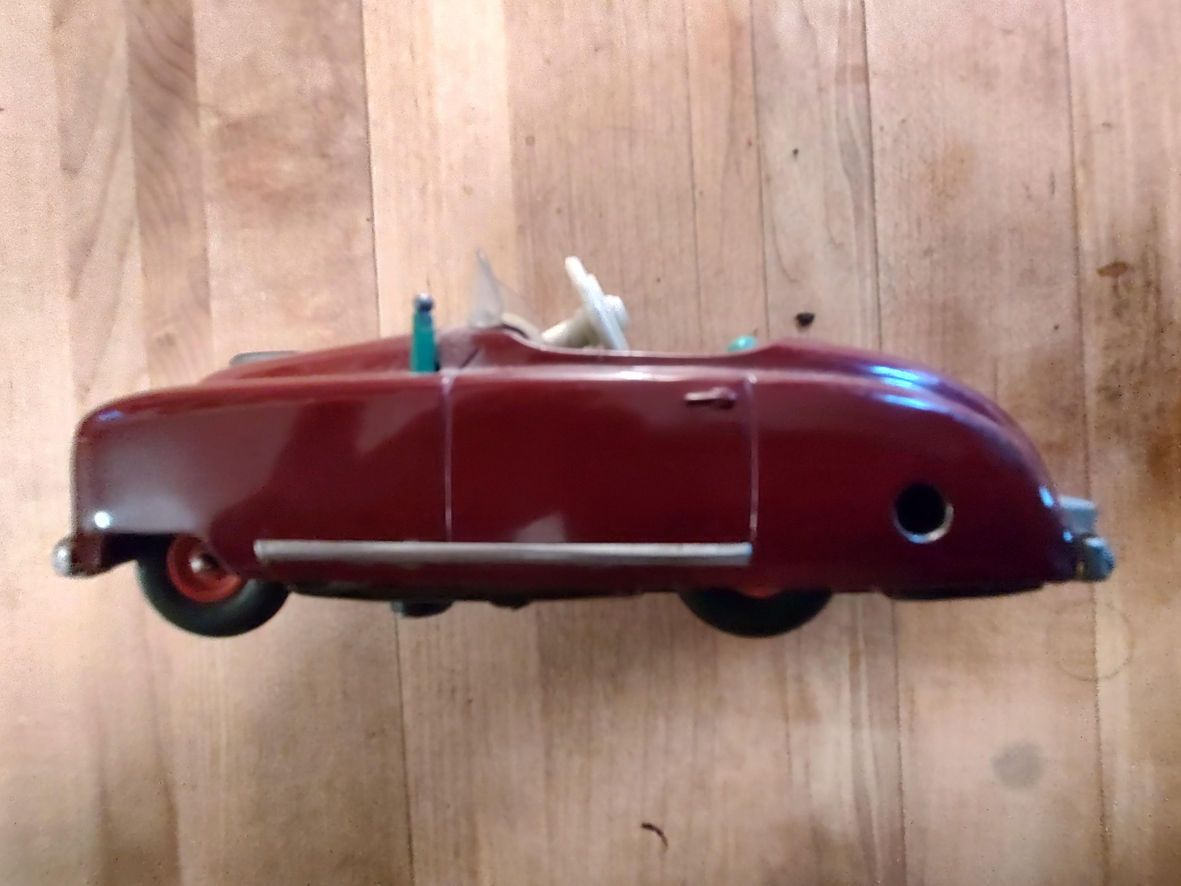wind up toy car mechanism