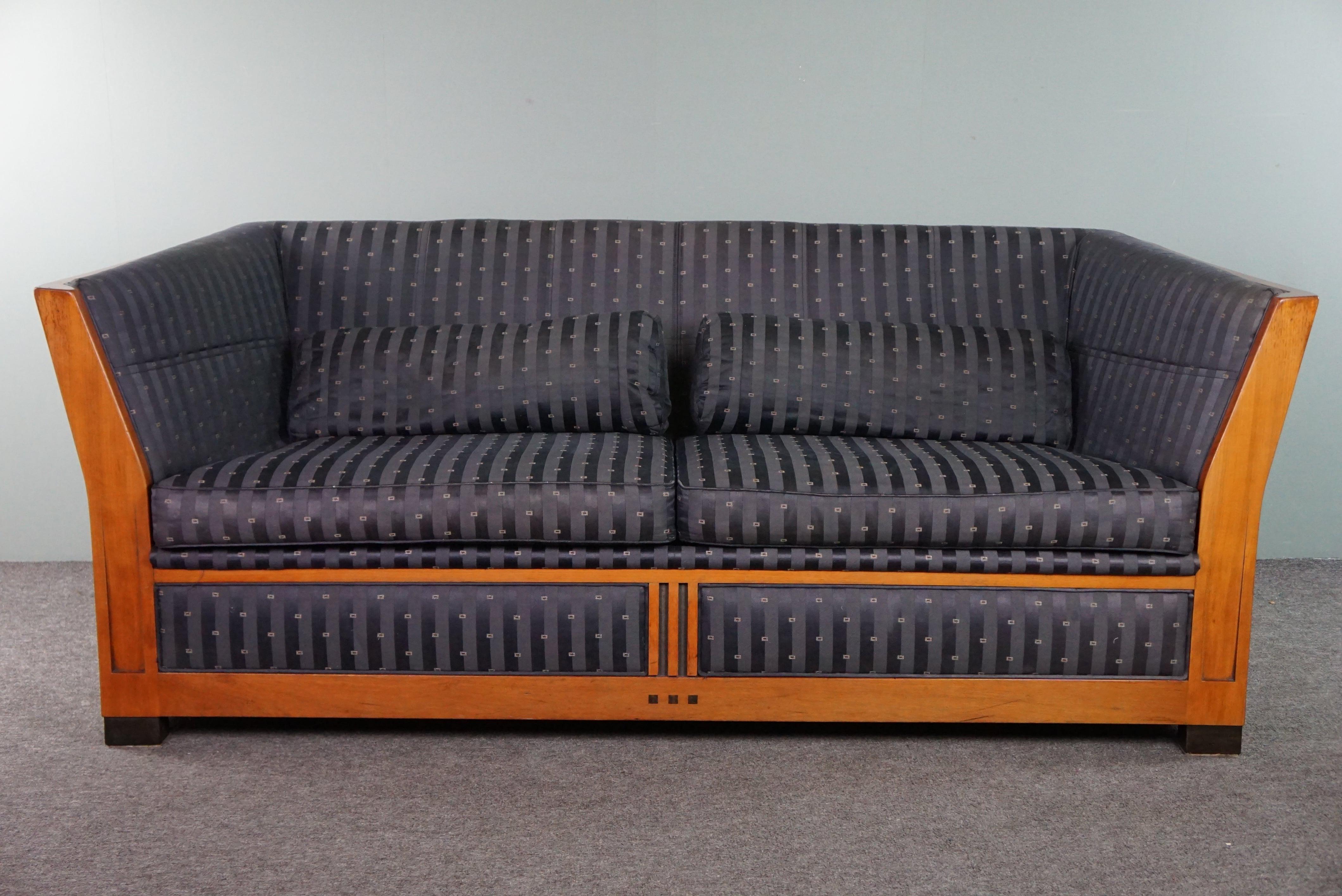 Late 20th Century Schuitema Art Deco design 2.5-seater sofa with anthracite fabric upholstery For Sale