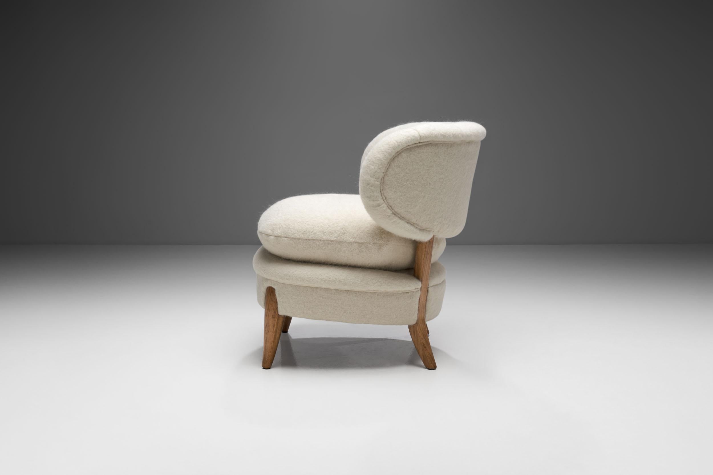 “Schulz” Lounge Chair by Otto Schulz for Jio Möbler Jönköping, Sweden 1940s In Good Condition In Utrecht, NL