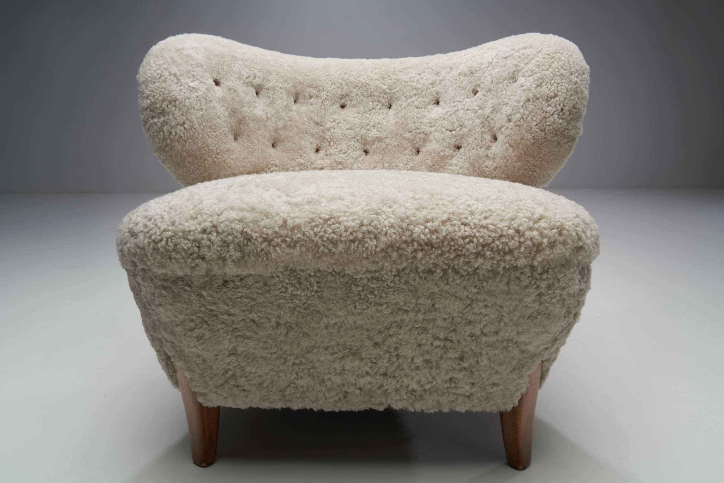 “Schulz” Lounge Chair by Otto Schulz for Jio Möbler Jönköping, Sweden circa 1940 2