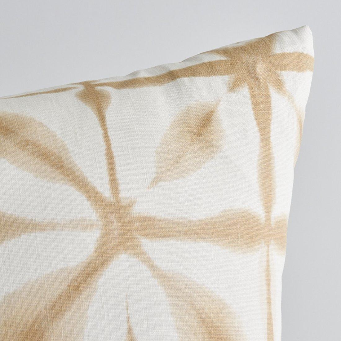 This pillow features Andromeda with a Knife Edge finish. This printed linen evokes the traditional Japanese dye technique of shibori. With its soft, blurred edges, Andromeda adds interest without being overpowering. Pillow includes a feather/down