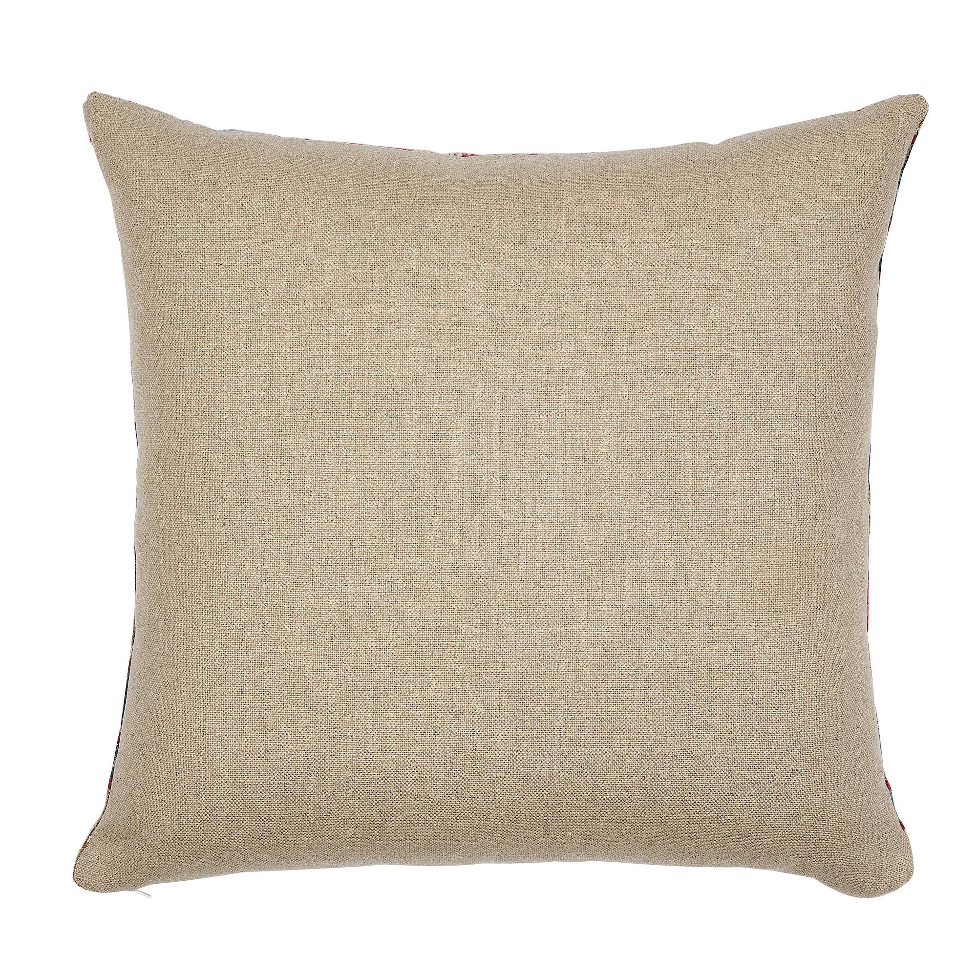 This pillow features Bezique Flamestitch with a knife edge finish. This Old World motif packs a lot of pizzazz into a coordinate that will deftly pull a room together, and has an incredibly soft, supple hand to boot. Back of pillow is Piet