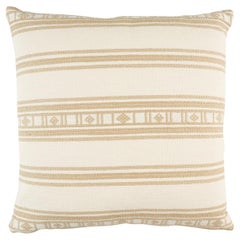 Schumacher Buena Vista 22" Kissen aus Weizen