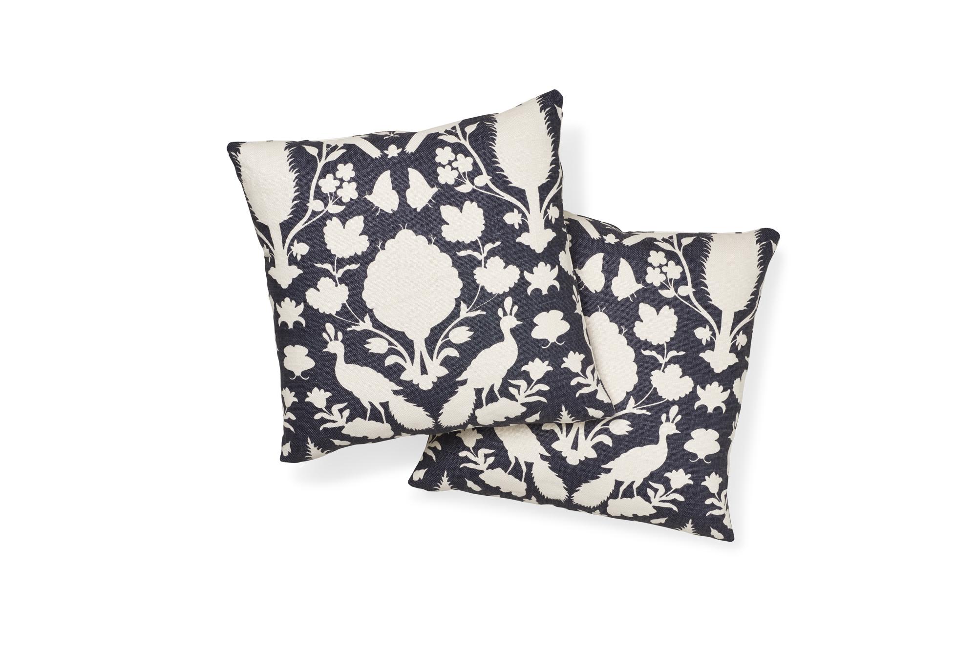 Schumacher Chenonceau Charcoal Two-Sided Linen Pillow In New Condition In New York, NY