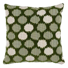 Almohada Schumacher Cirque Terciopelo 22" Verde