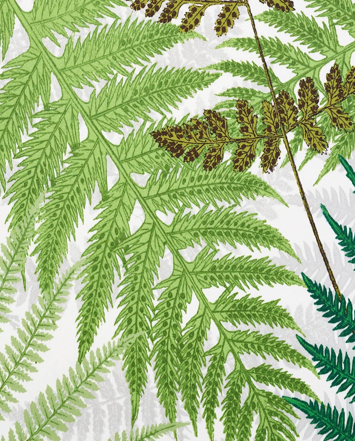 Familar fern fronds get a fashionable update in this extra-large, extra-special pattern. In collaboration with Clements Ribeiro, it's an imaginative botanical design with an unusual three-dimensional look.

Since Schumacher was founded in 1889,