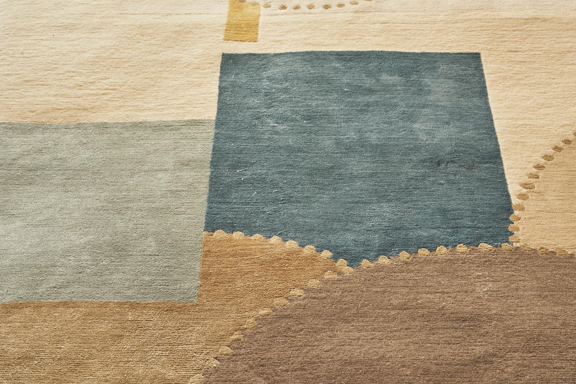 Contemporary Schumacher Cotton Club Area Rug in Hand Knoted Wool & Silk by Patterson Flynn Ma