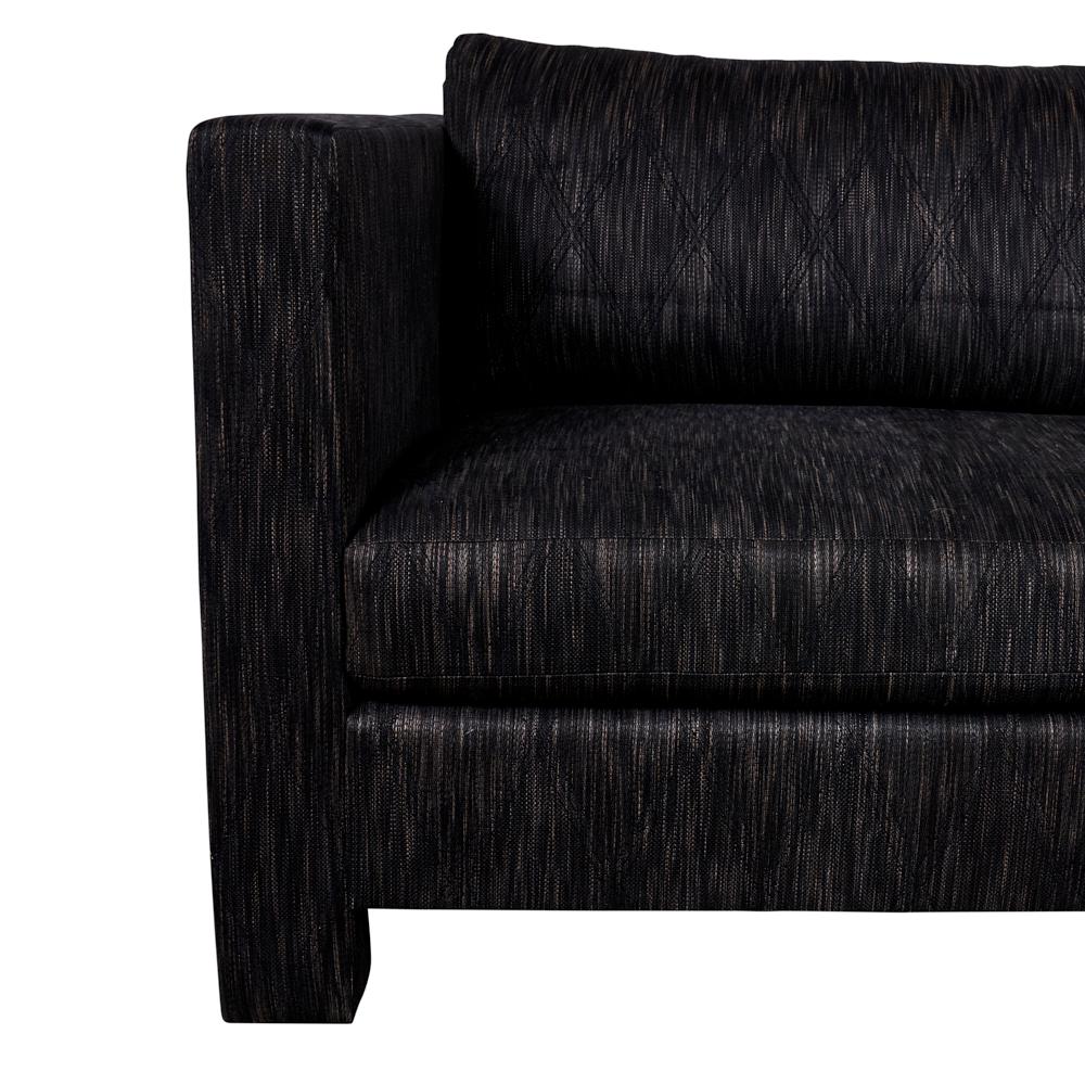 Customized Sofa von J & P Custom Upholstery NYC, Down Over Foam Kissen, Hand Tied Federn.

 Seit der Gründung von Schumacher im Jahr 1889 ist unser Familienunternehmen ein Synonym für Stil, Geschmack und Innovation. Unsere Leidenschaft für Luxus