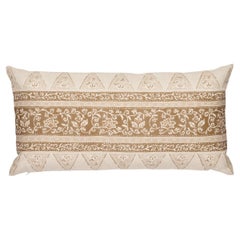 Schumacher Foxglove I/O 27x14" Pillow in Neutral