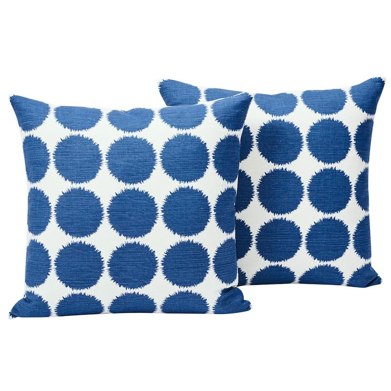 This pillow features Fuzz by Studio Bon with a knife edge finish. With a grid of graphic dots, Fuzz makes a playful but sophisticated statement. Pillow includes a feather/down fill insert and hidden zipper closure.
