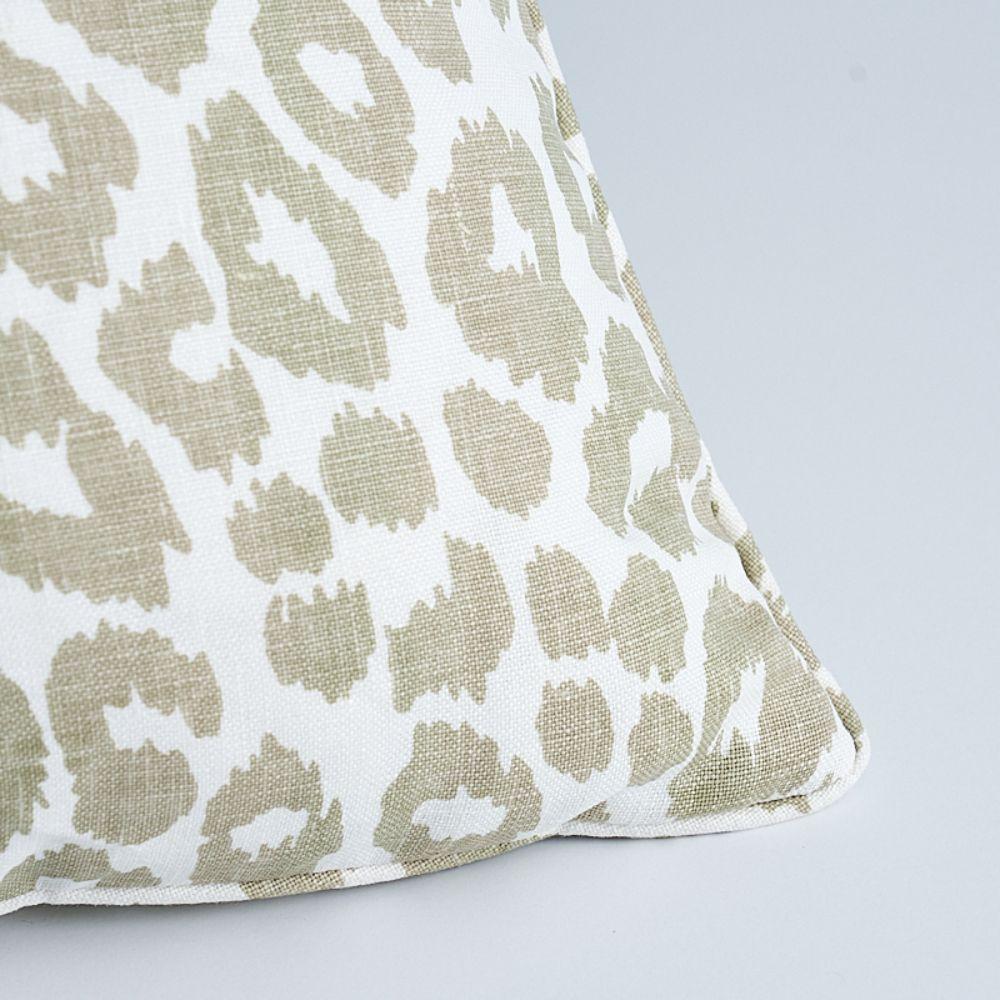 We first introduced this sexy pattern in the 1970s. Iconic leopard is endlessly chic and versatile. Now featured as a Schumacher decorative accent, this is sure to bring timeless style to any interior or setting! This pillow comes complete with the