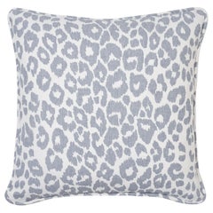 Cuscino in lino bifacciale Schumacher Iconic Leopard Sky