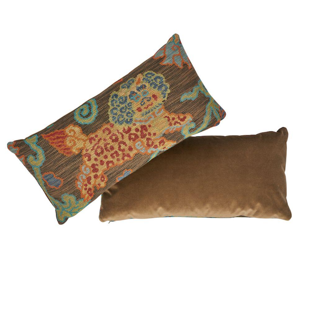 This pillow features Khotan Weave with a knife edge finish. Water-and stain-repellant, and with an abrasion rate that can handle even the most well-loved and well‚Äìused rooms, this velvet is also irresistibly handsome.