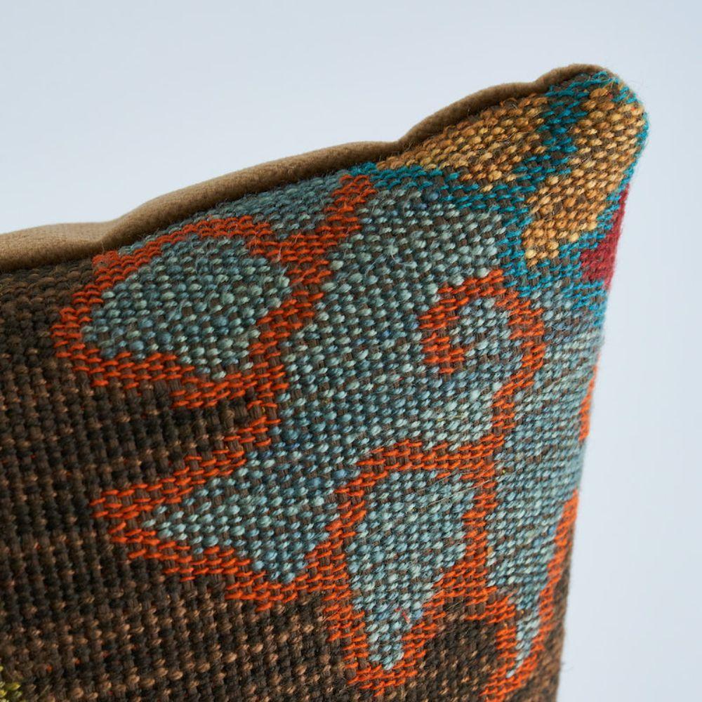Schumacher Khotan Weave Pillow In New Condition For Sale In New York, NY